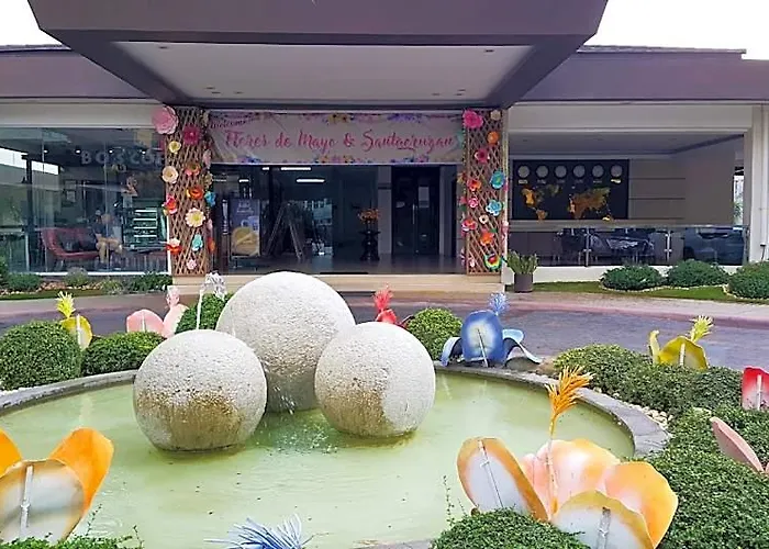Bamboo Bay With Pool And Wifi Hotel